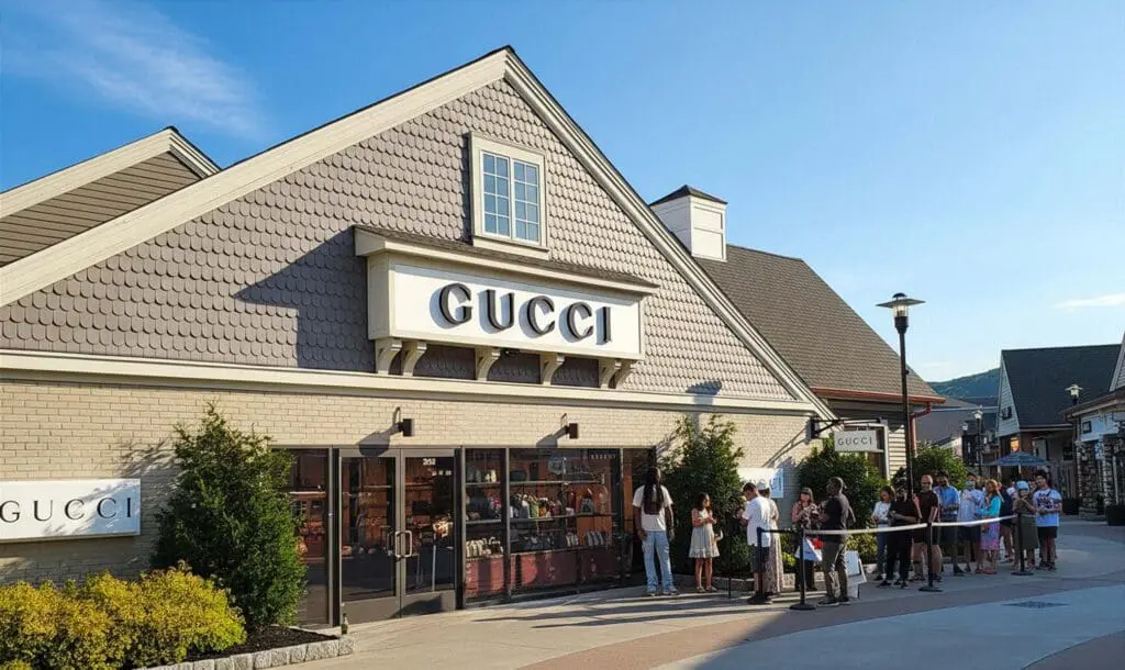Gucci Outlet at Woodbury Commons