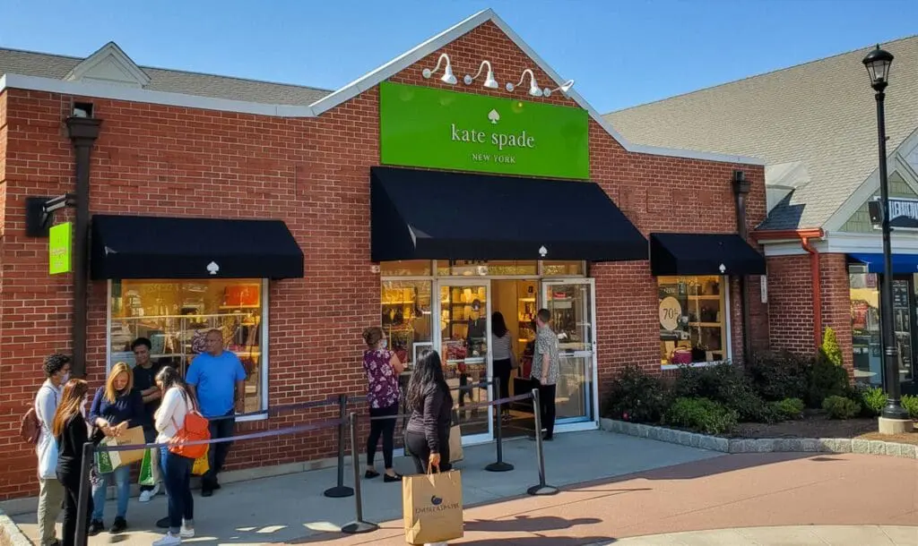 Kate Spade New York Outlet at Woodbury Commons