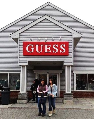 GUESS • Commons NY